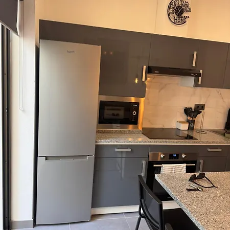 Luxury * 프라이아 데 미라